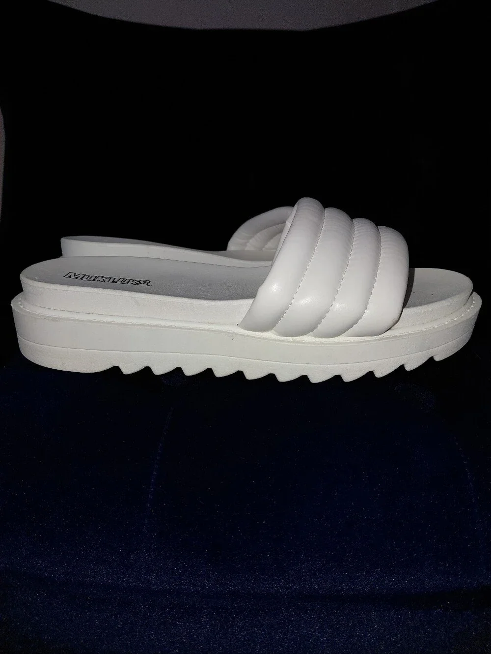 MUK LUKS Sun Catcher White Puffer Platform Slide Sandals Size 9-10 Y2K CC